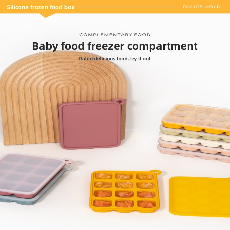 プラチナシリコン製ベビーフード冷凍トレイ 蓋付き 8/12個 - Easy Baby Food のレビューと価格