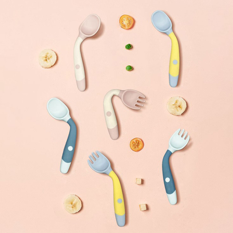 赤ちゃんのためのBPAフリーのシリコンスプーン、BPAフリー - Baby Food Eating のレビューと価格