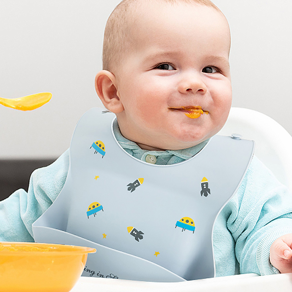 ベビー防水ソフトシリコンビブ,調節可能なスカーフ,ロケットプ - Baby Food Apron のレビューと価格