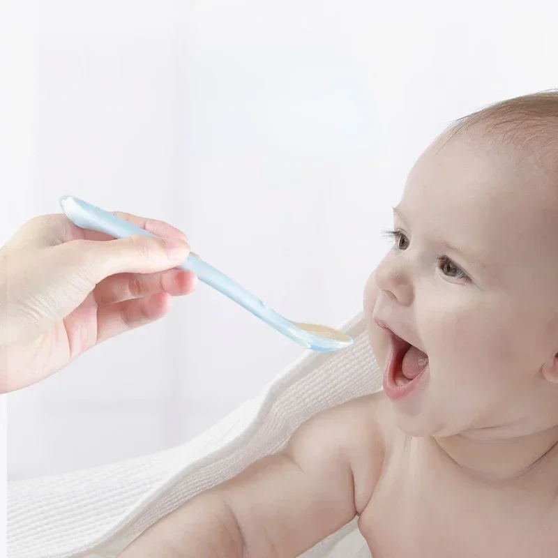 ソフトシリコンベビースプーン幼児補完食給餌トレーニングスプー - Baby Food Guide のレビューと価格